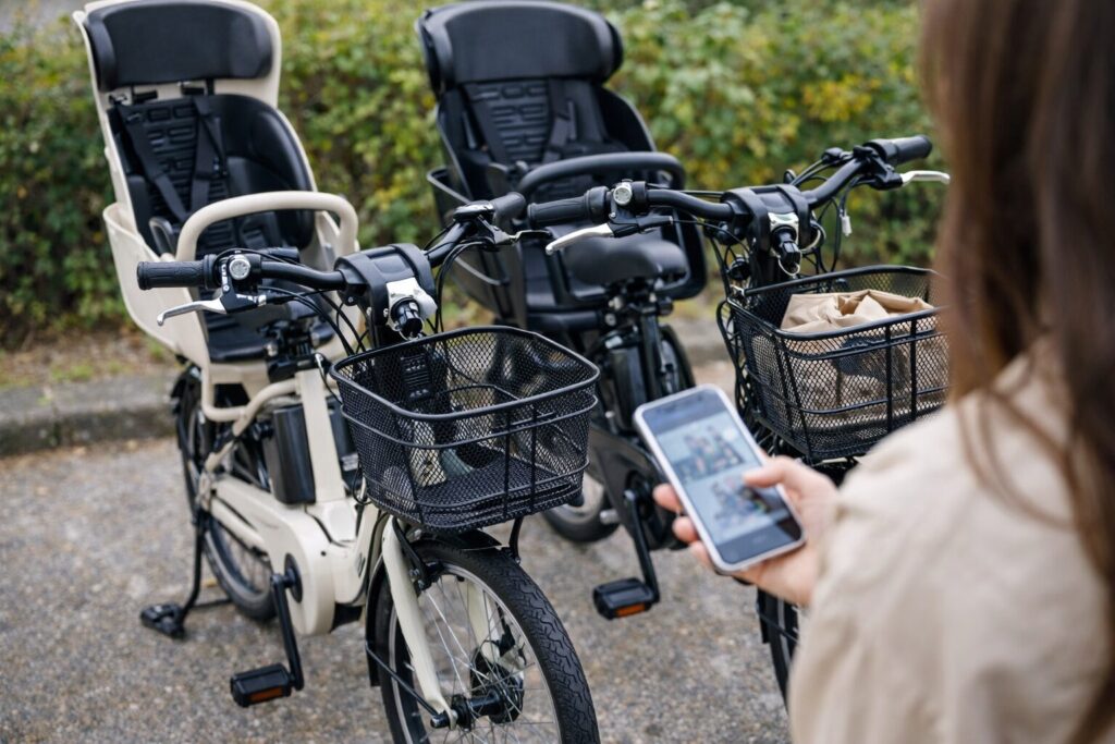 子乗せ電動自転車のハンドルロック選びのイメージ画像