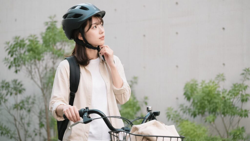 自転車ヘルメットはダサいのかのイメージ画像