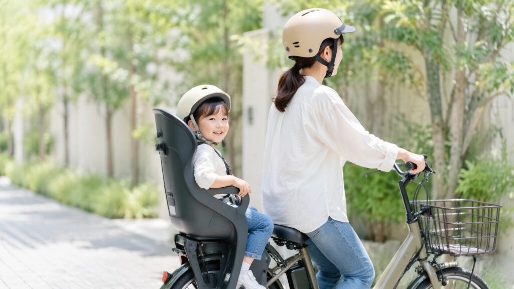 自転車後ろ乗せは何歳から何歳まで?のイメージ画像