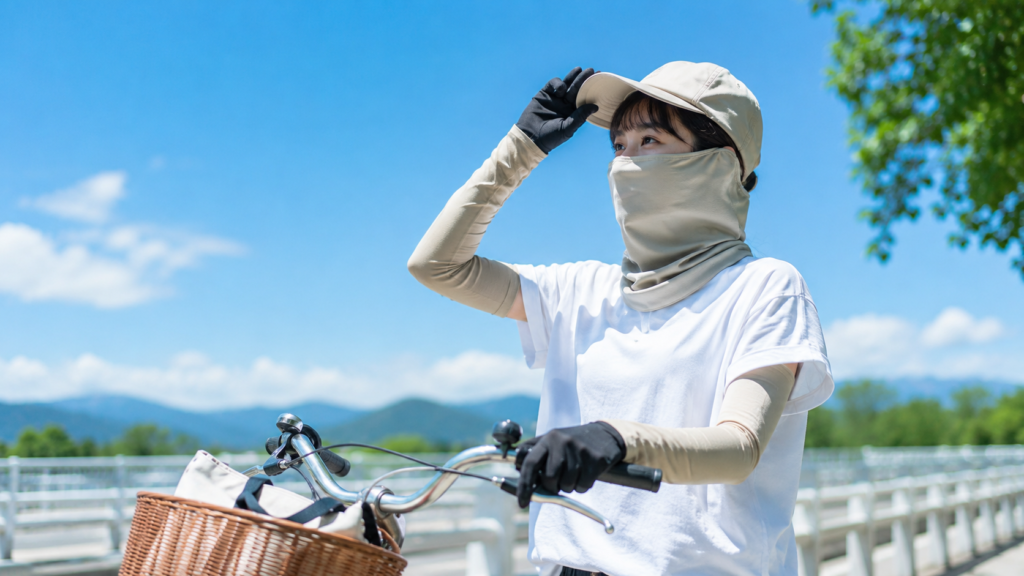 自転車の夏の日焼け対策と暑さの両立のイメージ画像
